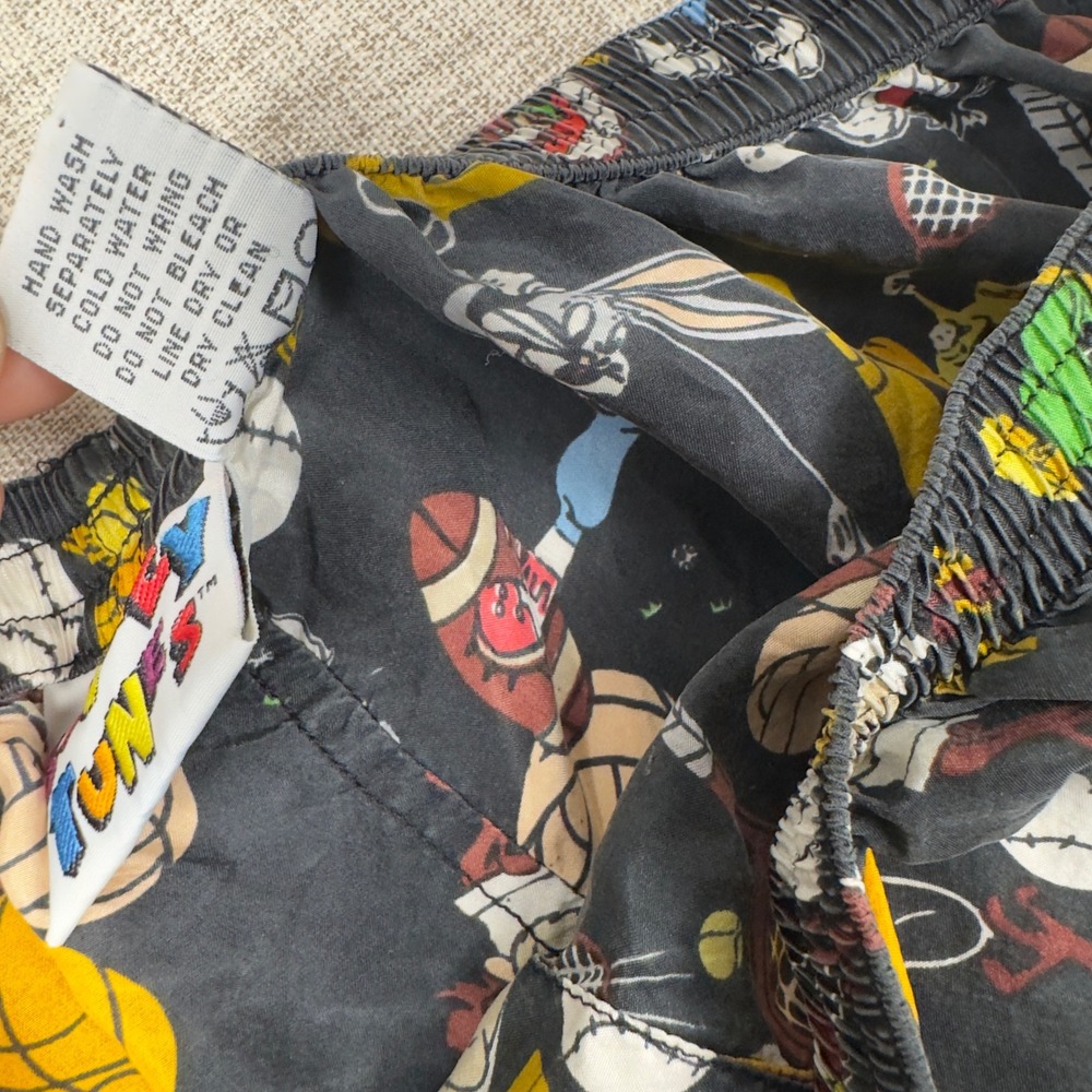 VTG 90s Looney Tunes Silk Boxer Shorts Bugs Bunny Taz AOP Cartoon XL - Picture 7 of 7